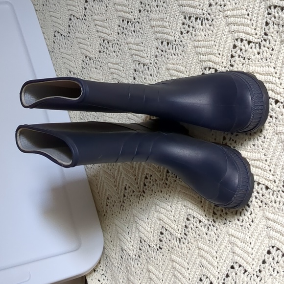 Kamik Rubber Boots Boys size 5 - Picture 2 of 9